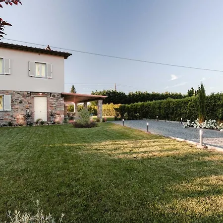 Pemola A Luxury With Garden And Bikes In Lucca Town Capannori