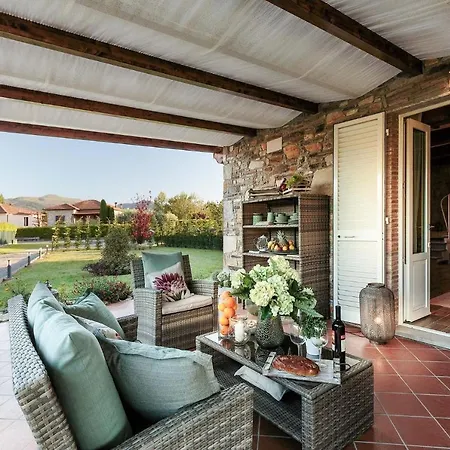Pemola A Luxury With Garden And Bikes In Lucca Town Villa